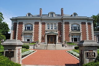 Historic Homes to Visit in Columbus